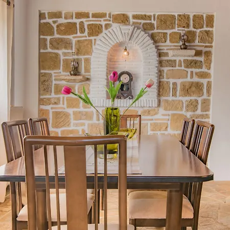 Luxury Froso Villa *