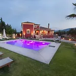 Luxury Froso Villa *